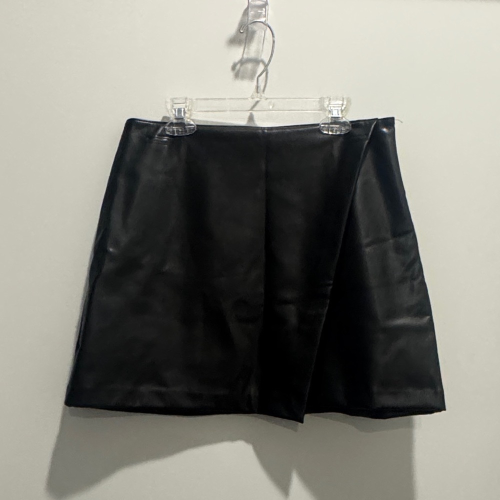 Abercrombie & Fitch Black Mini Skort